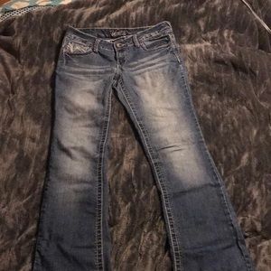 Size 27 bootcut vanity jeans